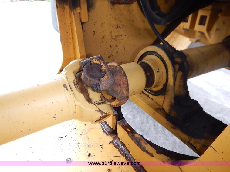 image for item J3857 2001 Caterpillar 924GZ wheel loader
