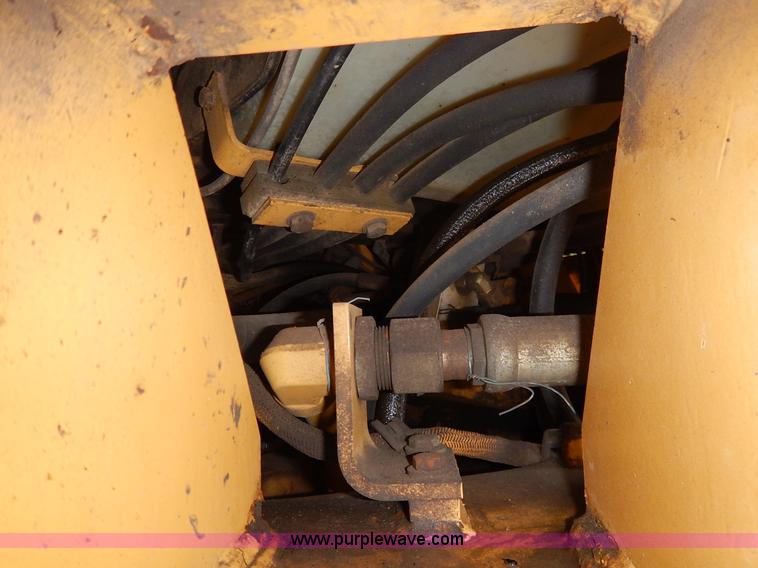 image for item J3857 2001 Caterpillar 924GZ wheel loader