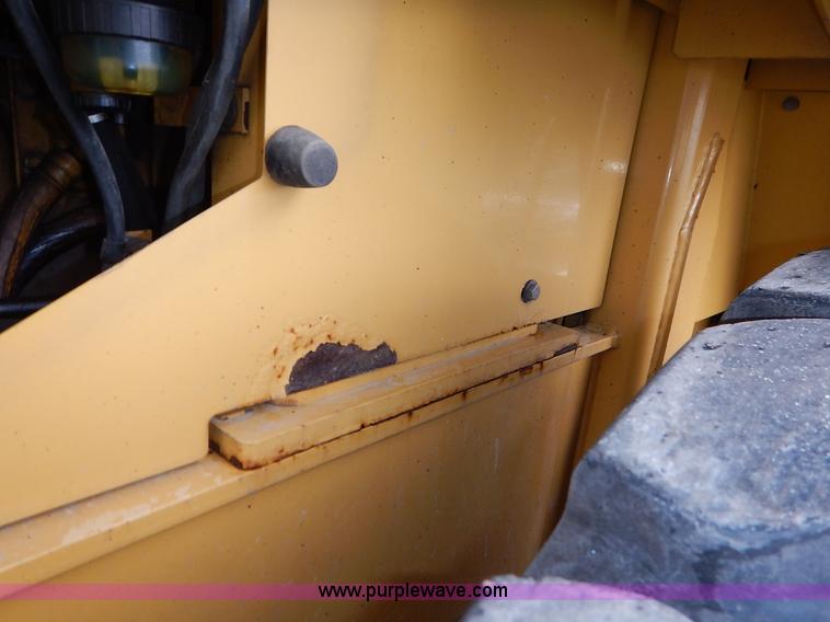 image for item J3857 2001 Caterpillar 924GZ wheel loader