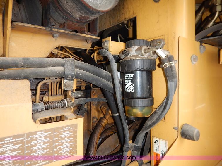 image for item J3857 2001 Caterpillar 924GZ wheel loader