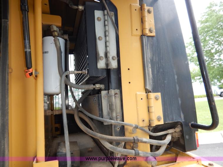 image for item J3857 2001 Caterpillar 924GZ wheel loader