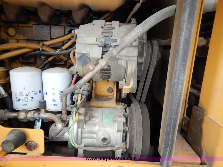 image for item J3857 2001 Caterpillar 924GZ wheel loader