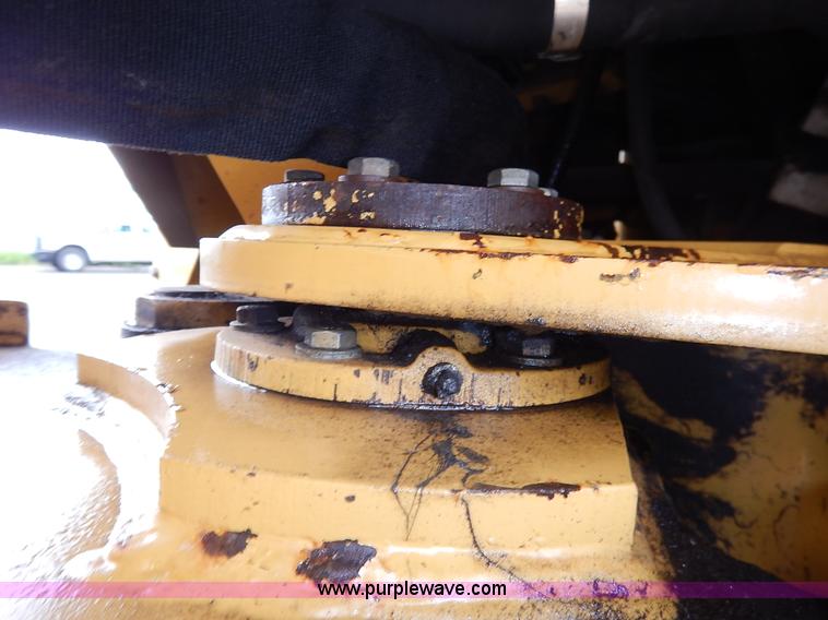 image for item J3857 2001 Caterpillar 924GZ wheel loader