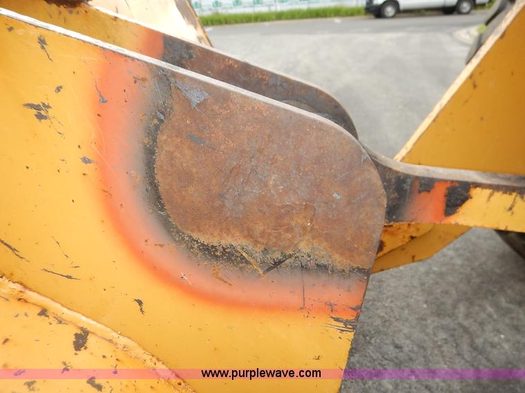 image for item J3857 2001 Caterpillar 924GZ wheel loader