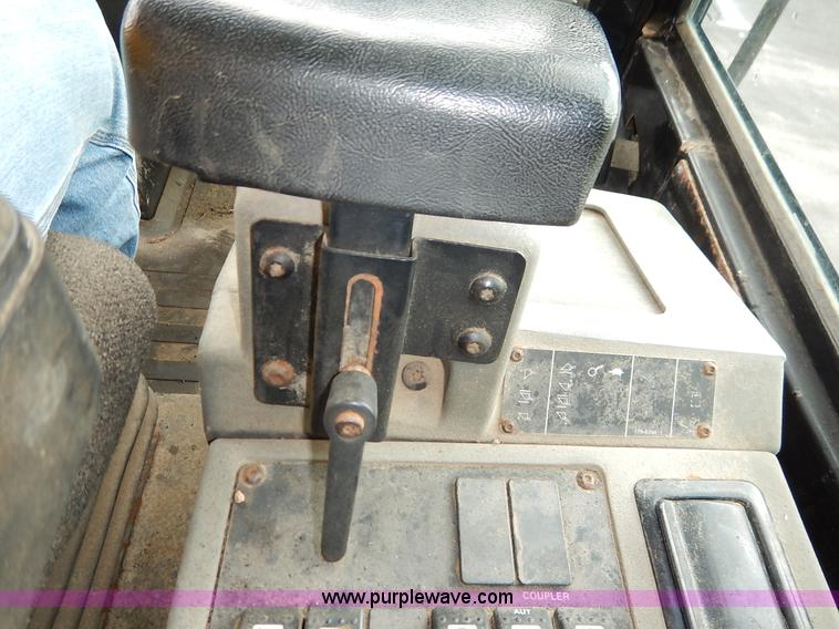 image for item J3857 2001 Caterpillar 924GZ wheel loader