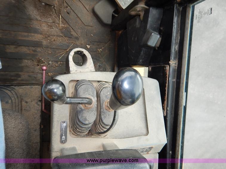 image for item J3857 2001 Caterpillar 924GZ wheel loader