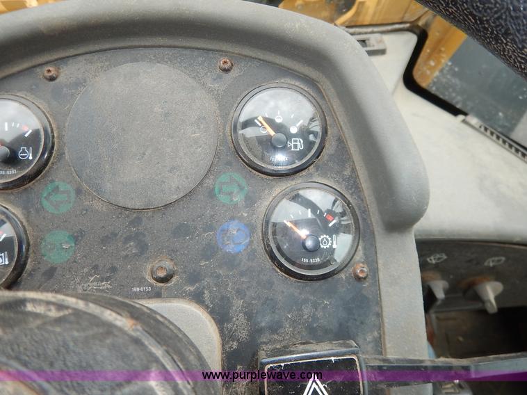 image for item J3857 2001 Caterpillar 924GZ wheel loader