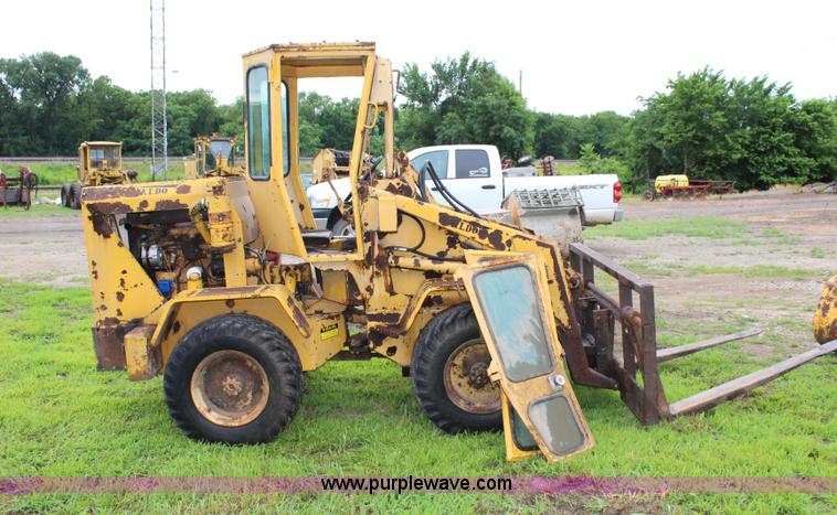 image for item J5974 1975 Waldon 5000 wheel loader