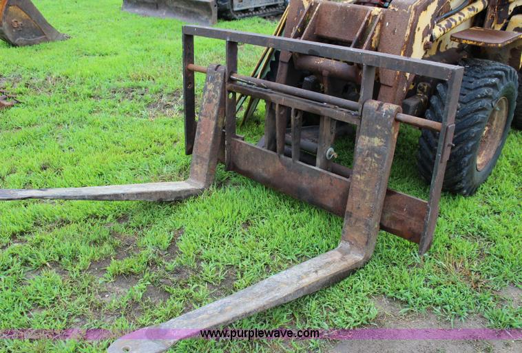 image for item J5974 1975 Waldon 5000 wheel loader