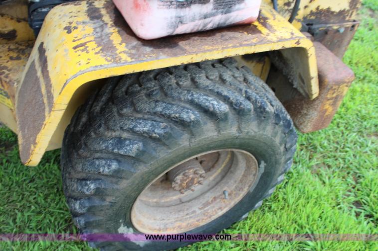 image for item J5974 1975 Waldon 5000 wheel loader