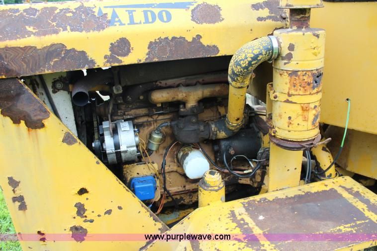 image for item J5974 1975 Waldon 5000 wheel loader