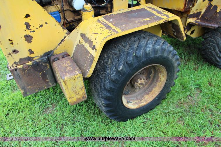 image for item J5974 1975 Waldon 5000 wheel loader