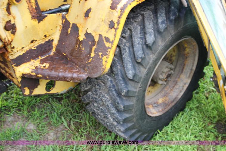 image for item J5974 1975 Waldon 5000 wheel loader