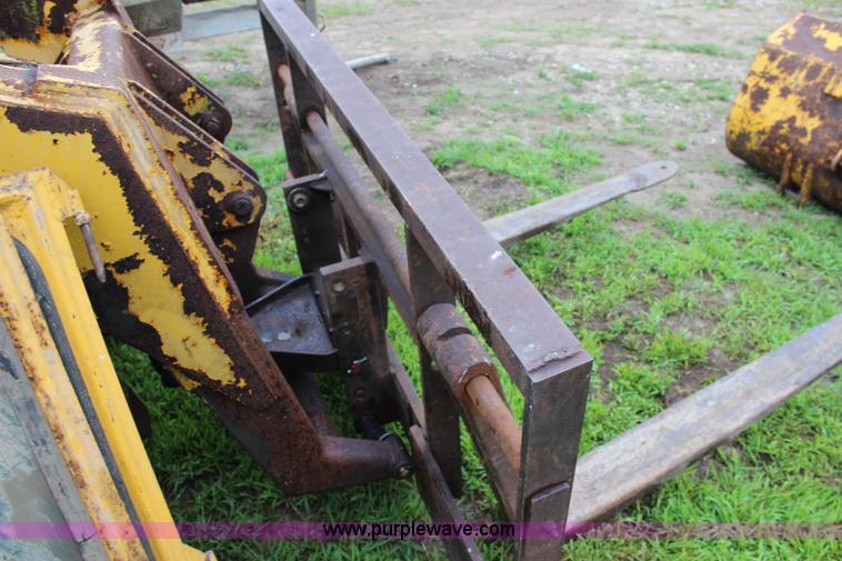 image for item J5974 1975 Waldon 5000 wheel loader