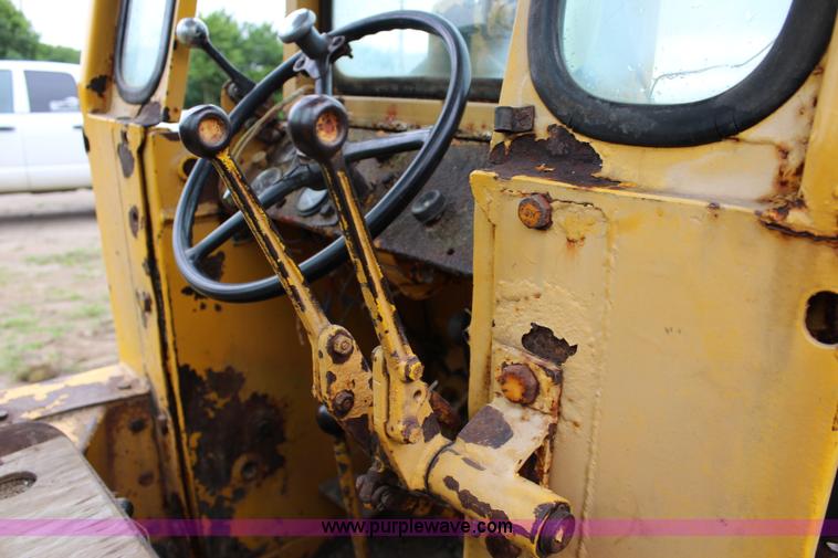 image for item J5974 1975 Waldon 5000 wheel loader