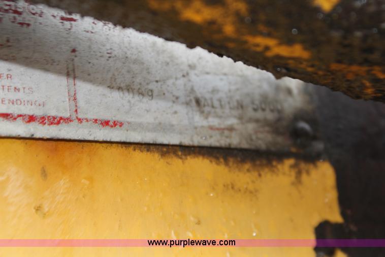 image for item J5974 1975 Waldon 5000 wheel loader