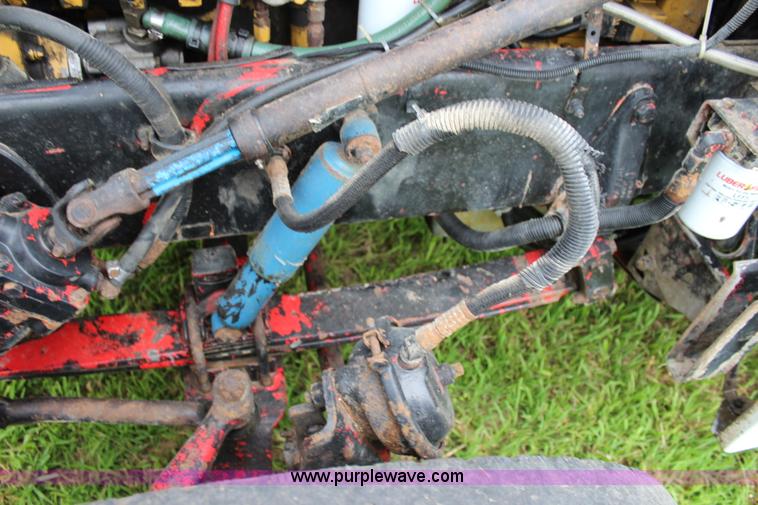 image for item J5975 1994 Peterbilt 379 semi truck