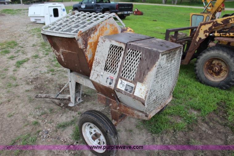 image for item J5979 Stone mortar mixer