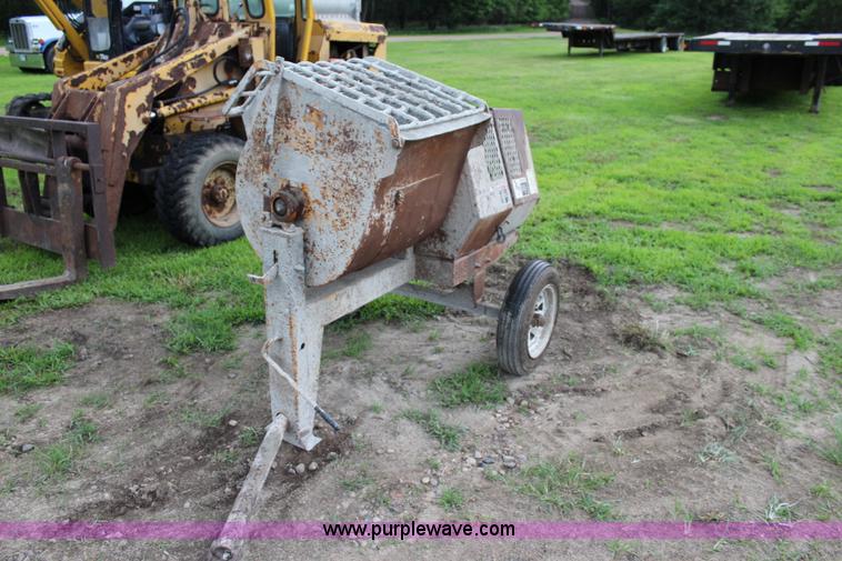 image for item J5979 Stone mortar mixer