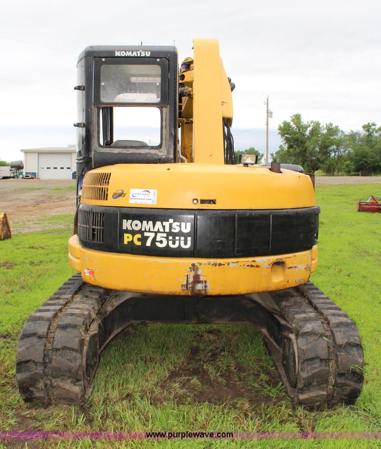 image for item J5980 Komatsu PC75UU-2 excavator