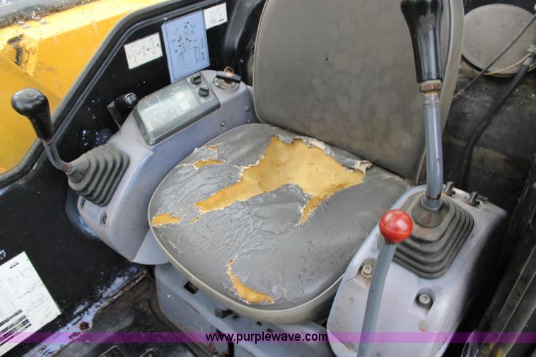 image for item J5980 Komatsu PC75UU-2 excavator