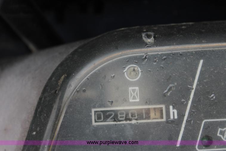 image for item J5980 Komatsu PC75UU-2 excavator