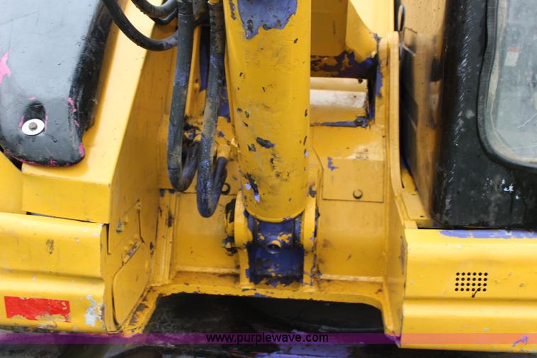 image for item J5980 Komatsu PC75UU-2 excavator