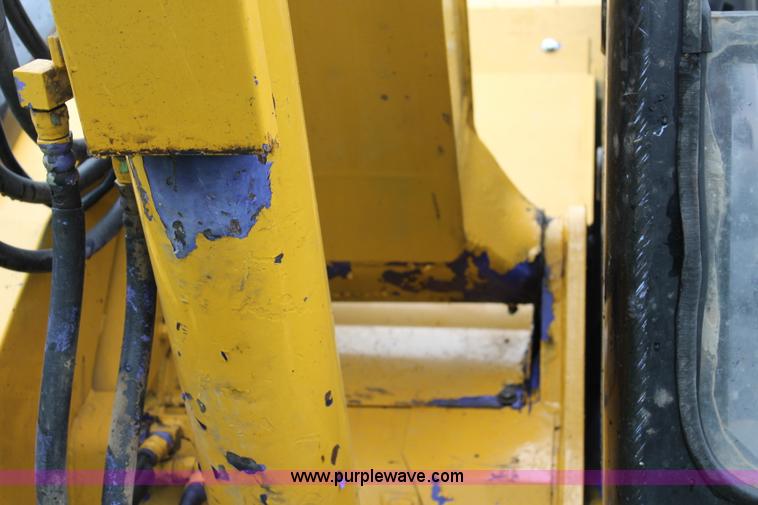 image for item J5980 Komatsu PC75UU-2 excavator