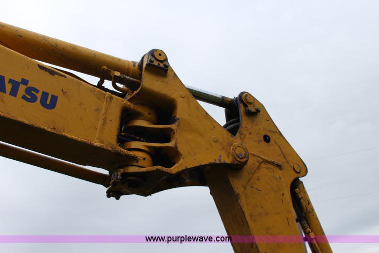 image for item J5980 Komatsu PC75UU-2 excavator