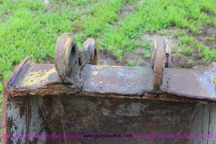 image for item J5980 Komatsu PC75UU-2 excavator