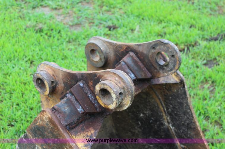 image for item J5980 Komatsu PC75UU-2 excavator