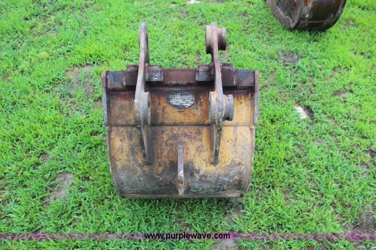 image for item J5980 Komatsu PC75UU-2 excavator