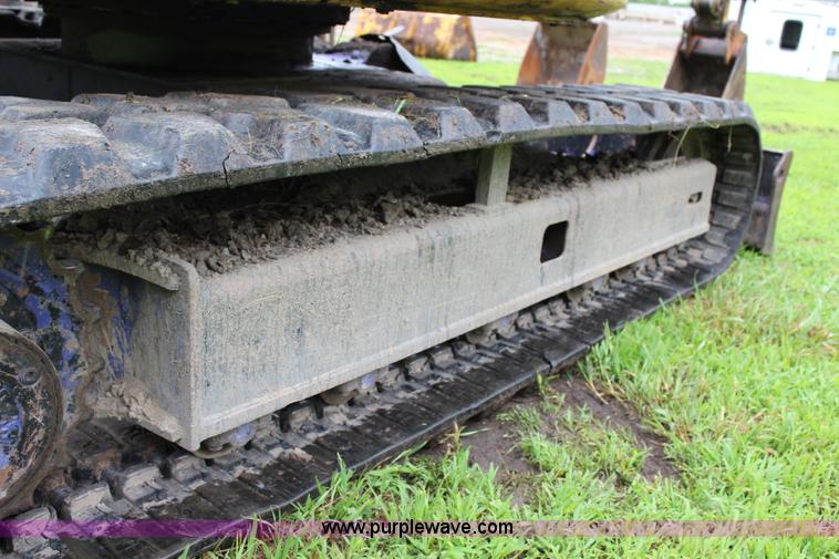 image for item J5980 Komatsu PC75UU-2 excavator