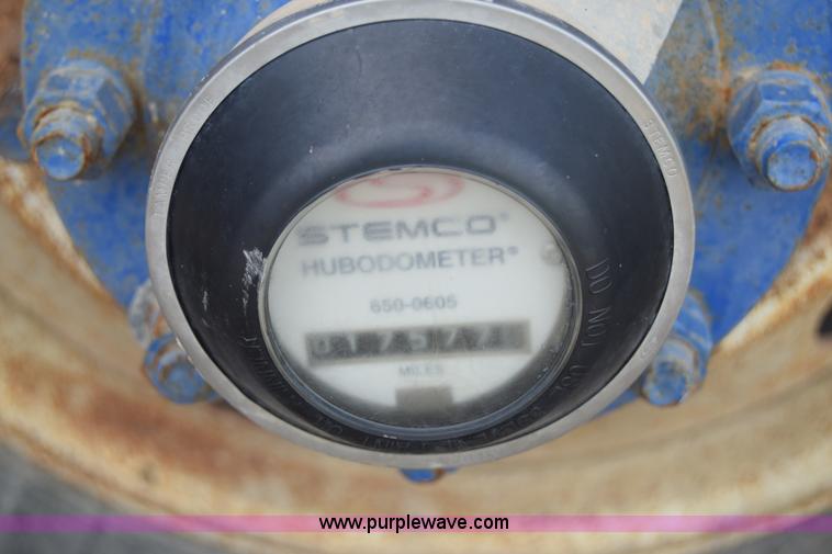 image for item J6585 2000 Sterling L8500 pump truck