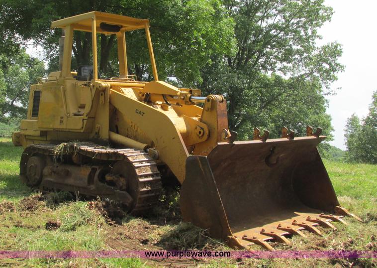 image for item J8534 1984 Caterpillar 953 track loader