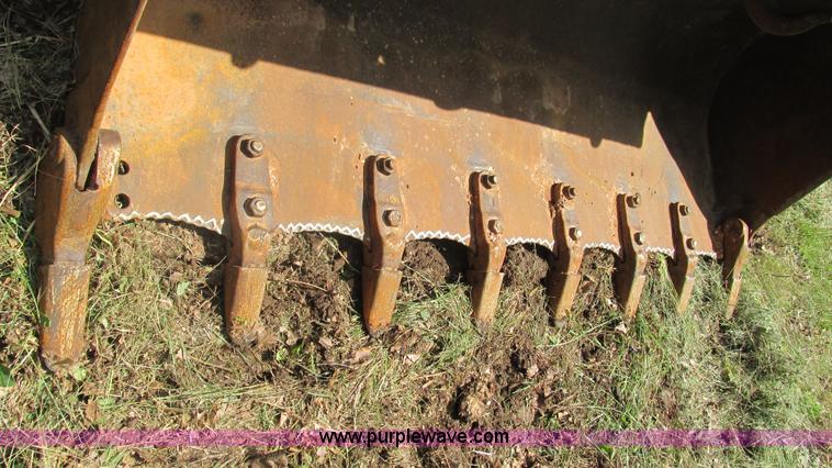image for item J8534 1984 Caterpillar 953 track loader