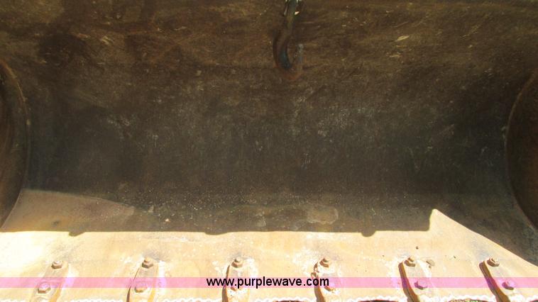 image for item J8534 1984 Caterpillar 953 track loader