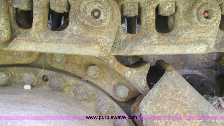 image for item J8534 1984 Caterpillar 953 track loader