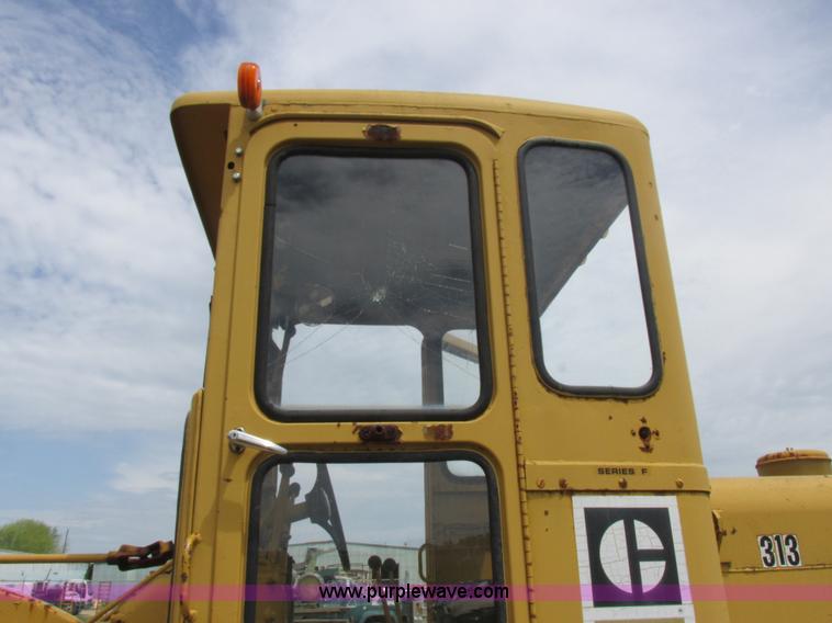 image for item K2125 1986 Caterpillar 12F motor grader