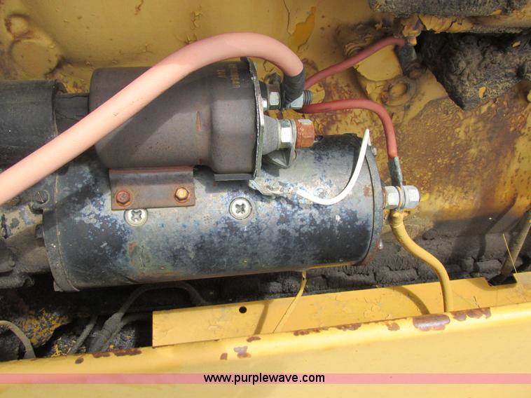 image for item K2125 1986 Caterpillar 12F motor grader