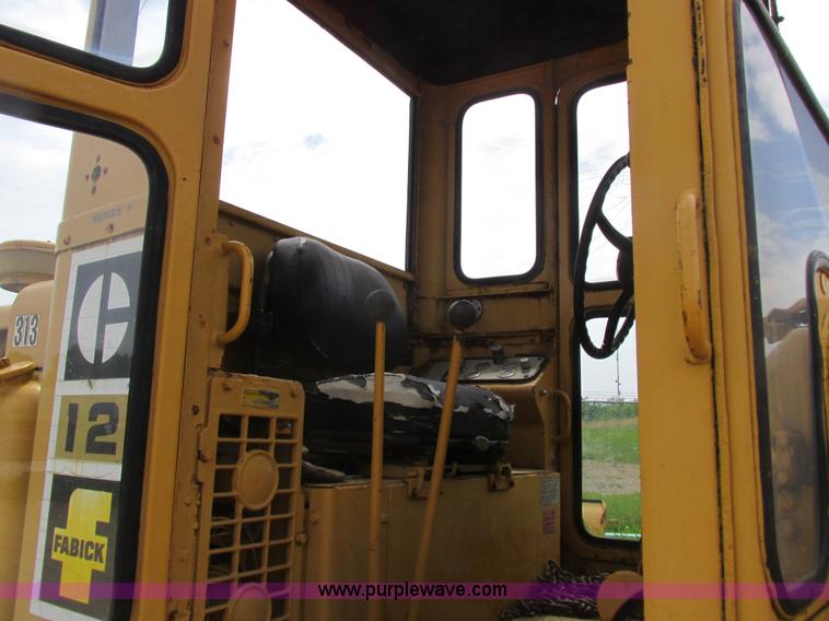 image for item K2125 1986 Caterpillar 12F motor grader