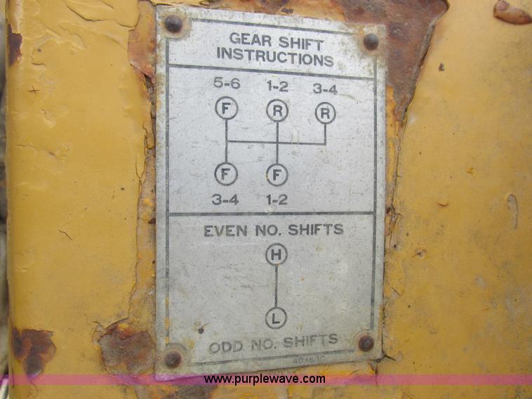 image for item K2125 1986 Caterpillar 12F motor grader