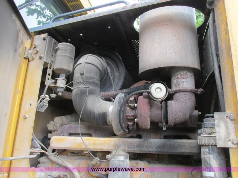 image for item K2147 2004 John Deere 770CH motor grader