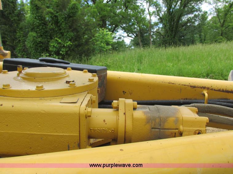 image for item K2147 2004 John Deere 770CH motor grader