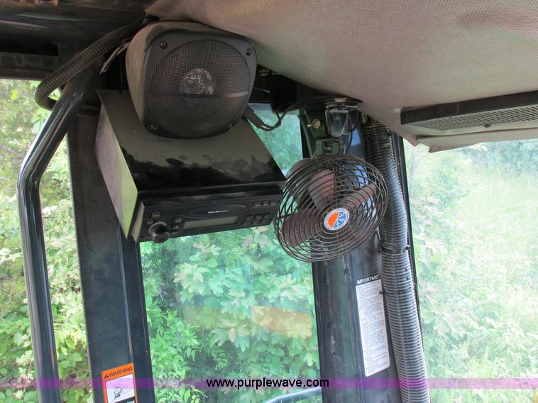 image for item K2147 2004 John Deere 770CH motor grader