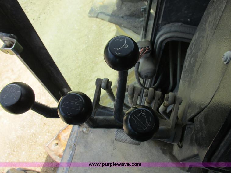 image for item K2147 2004 John Deere 770CH motor grader