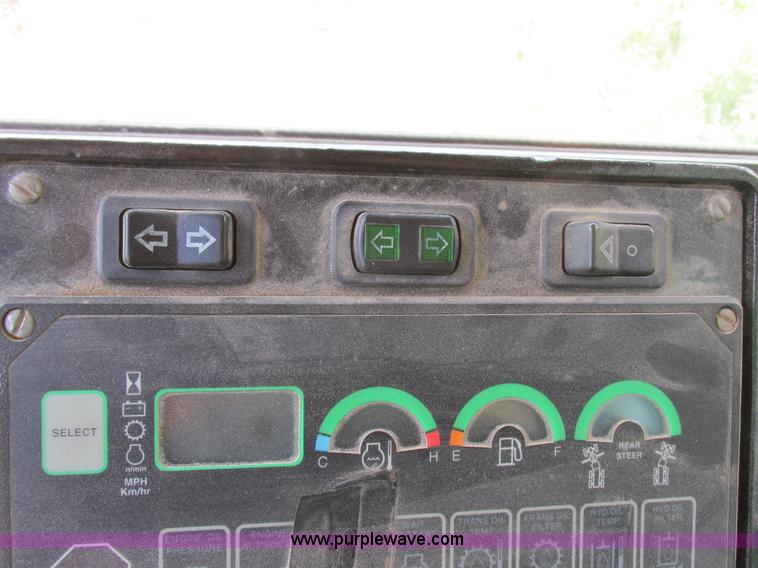 image for item K2147 2004 John Deere 770CH motor grader