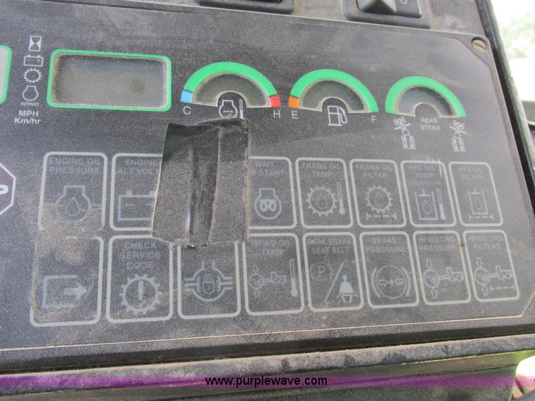 image for item K2147 2004 John Deere 770CH motor grader