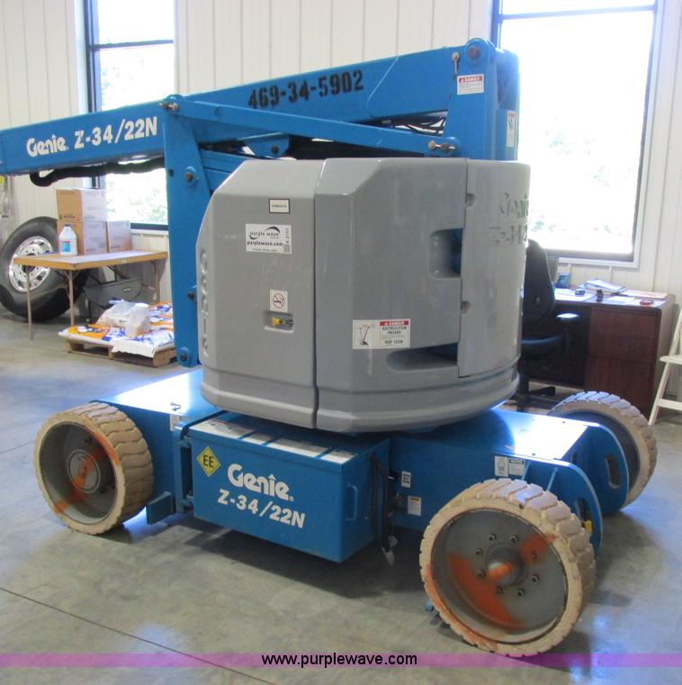 image for item K2151 2005 Genie Z-34/22 boom lift