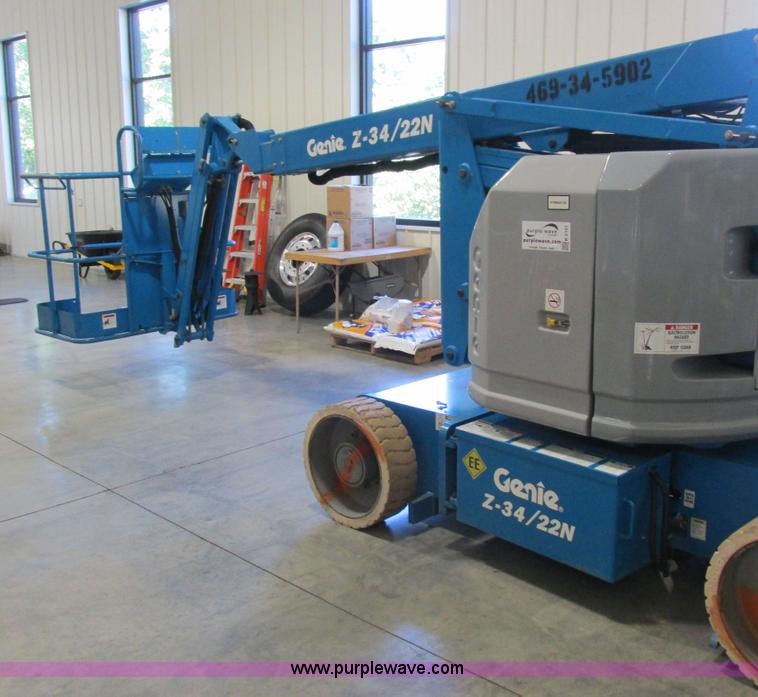image for item K2151 2005 Genie Z-34/22 boom lift